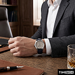 Часовник за мъже Emporio Armani AR1666 Valente Classic. Верижка естествена кожа в черен цвят. Кварцов механизъм. Водозащита 5 АТМ (душ).