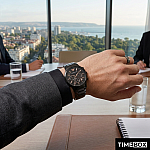 Часовник за мъже Emporio Armani AR2453 Renato Chronograph. Верижка метална в черен цвят. Кварцов механизъм. Водозащита 5 АТМ (душ).