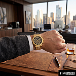 Часовник за мъже Guess GW0539G2 Edge. Верижка метална в златист цвят. Кварцов механизъм. Водозащита 5 АТМ (душ).