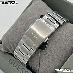Часовник за мъже Guess GW0265G7 Connoisseur. Верижка метална в сребрист цвят. Кварцов механизъм. Водозащита 5 АТМ (душ).