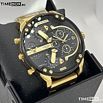 Часовник за мъже Diesel DZ7333 Mr Daddy 2.0 Oversized. Верижка метална в златист  цвят. Кварцов механизъм. Водозащита 3 АТМ (водни пръски).