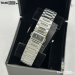 Часовник за мъже Armani Exchange AX2700 Cayde. Верижка метална в сребрист цвят. Кварцов механизъм. Водозащита 5 АТМ (душ).