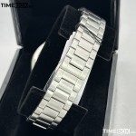 Часовник за мъже Emporio Armani AR11541 Claudio Chronograph. Верижка метална в сребрист цвят. Кварцов механизъм. Водозащита 5 АТМ (душ).