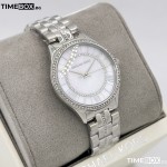 Часовник за жени Michael Kors MK3900 Lauryn. Верижка метална в сребрист цвят. Кварцов механизъм. Водозащита 5 АТМ (душ).