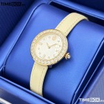 Часовник за жени Swarovski 5672968 Certa. Верижка естествена кожа в бежов цвят. Кварцов механизъм. Водозащита 5 АТМ (душ).