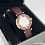 Часовник за жени Emporio Armani AR11487 Gianni T-Bar. Верижка естествена кожа в червен цвят. Кварцов механизъм. Водозащита 3 АТМ (водни пръски).