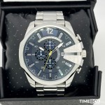 Часовник за мъже Diesel DZ4465 Mega Chief Chronograph. Верижка метална в сребрист цвят. Кварцов механизъм. Водозащита 10 АТМ (плуване).