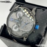 Часовник за мъже Diesel DZ7420 Mr Daddy Chronograph. Верижка силиконова в черен цвят. Кварцов механизъм. Водозащита 3 АТМ (водни пръски).