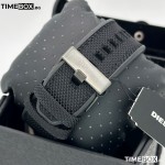 Часовник за мъже Diesel DZ7420 Mr Daddy Chronograph. Верижка силиконова в черен цвят. Кварцов механизъм. Водозащита 3 АТМ (водни пръски).