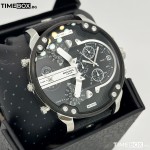 Часовник за мъже Diesel DZ7313 Mr Daddy 2.0 Oversized. Верижка естествена кожа в черен цвят. Кварцов механизъм. Водозащита 3 АТМ (водни пръски).