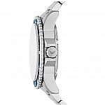Часовник за мъже Emporio Armani AR11697 World Explorer. Верижка метална в сребрист цвят. Кварцов механизъм. Водозащита 10 АТМ (плуване).