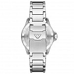 Часовник за мъже Emporio Armani AR11697 World Explorer. Верижка метална в сребрист цвят. Кварцов механизъм. Водозащита 10 АТМ (плуване).