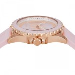 Michael Kors MK7535 Lennox Часовник за жени Michael Kors MK7536 Lennox. Верижка силиконова в розов цвят. Кварцов механизъм. Водозащита 5 АТМ (душ).