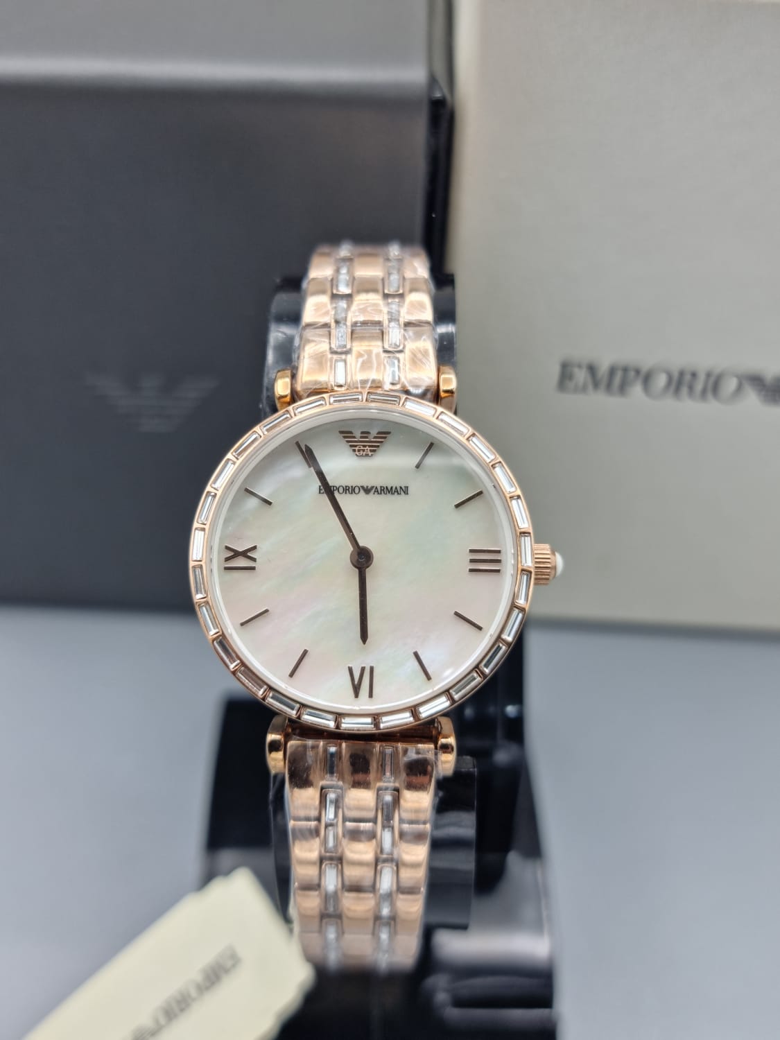 Emporio Armani AR11294 Gianni T-Bar | Златист часовник за жени | Timebox.bg
