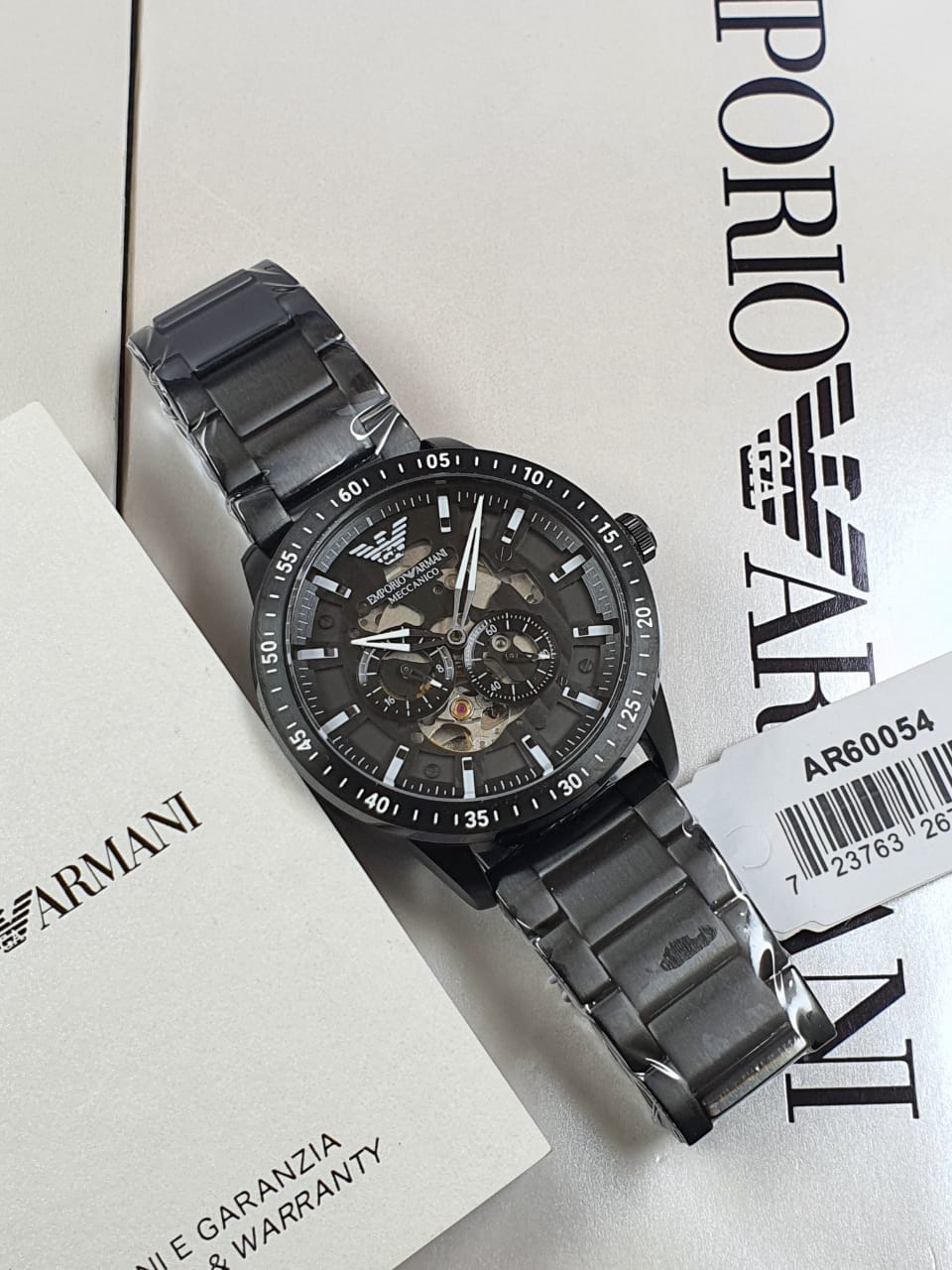 Emporio Armani Mario AR60054 | Черен часовник за мъже