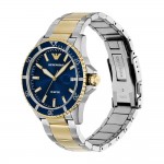 Emporio Armani AR11682 World Explorer Часовник за мъже Emporio Armani AR11682 World Explorer. Верижка метална в златист цвят. Кварцов механизъм. Водозащита 10 АТМ (плуване).