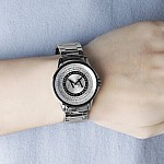 Изображение на часовник Armani Exchange AX4320 Lady Banks