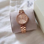 Изображение на часовник Michael Kors MK3904 Maci