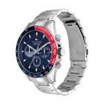 Часовник за мъже Tommy Hilfiger 1791968 Owen. Верижка метална в сребрист цвят. Кварцов механизъм. Водозащита 5 АТМ (душ).