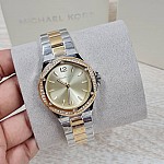 Изображение на часовник Michael Kors MK6988 Lennox